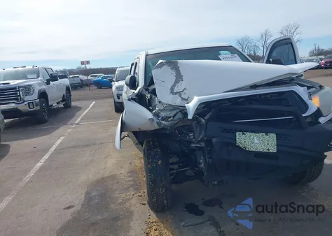 2012 Toyota Tacoma Base V6 z USA, uszkodzony, nr VIN 3TMLU4EN9CM103450